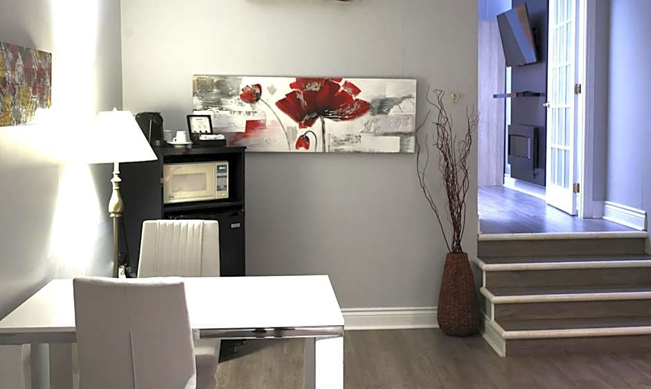 Travelodge Hotel & Convention Center by Wyndham Quebec City