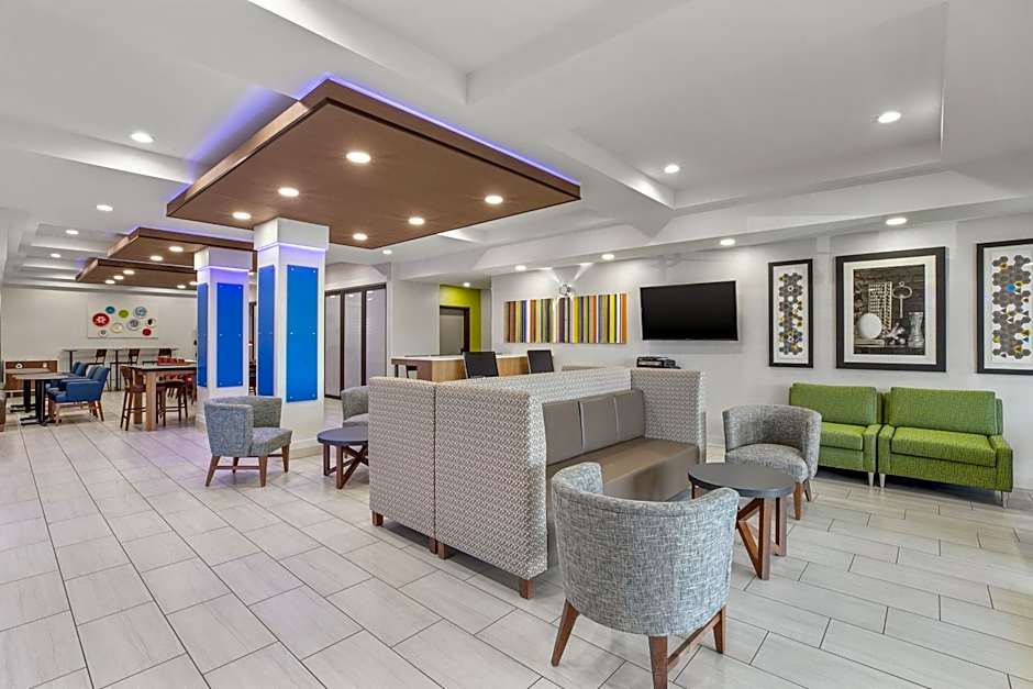 Holiday Inn Express Hotel & Suites Tacoma By IHG