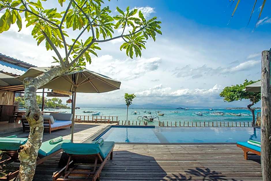 D'Muncuk Huts Lembongan