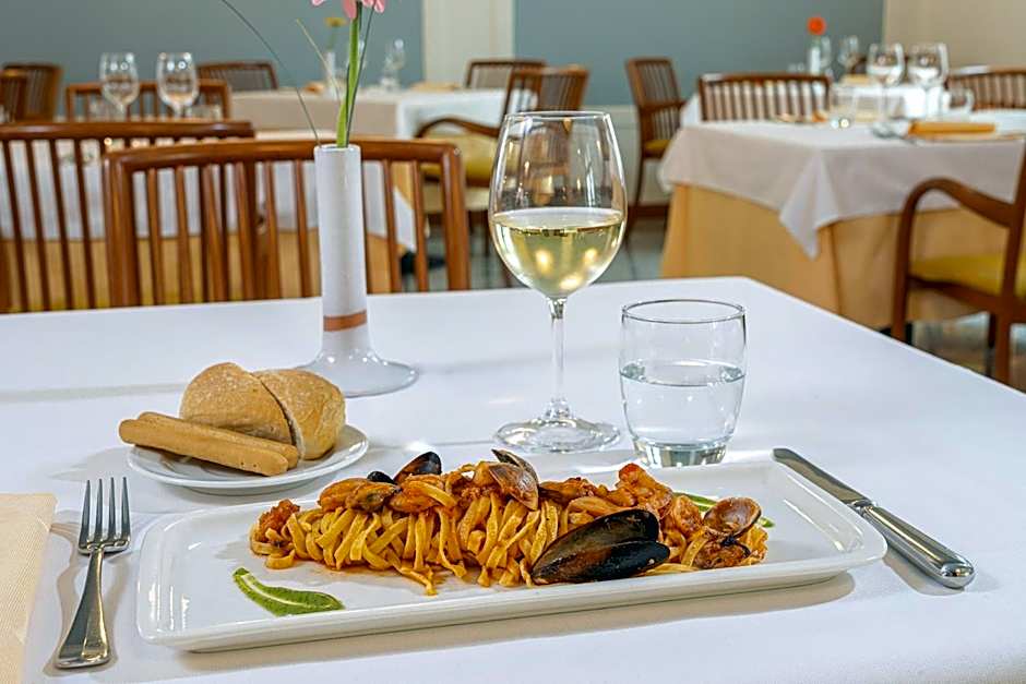 Sky Pool Hotel Sole Garda