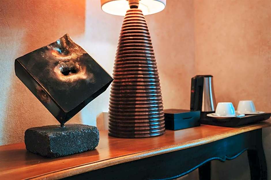 Logis Hotels Chateau de La Barge