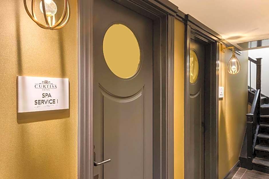 Curtiss Hotel, Ascend Hotel Collection