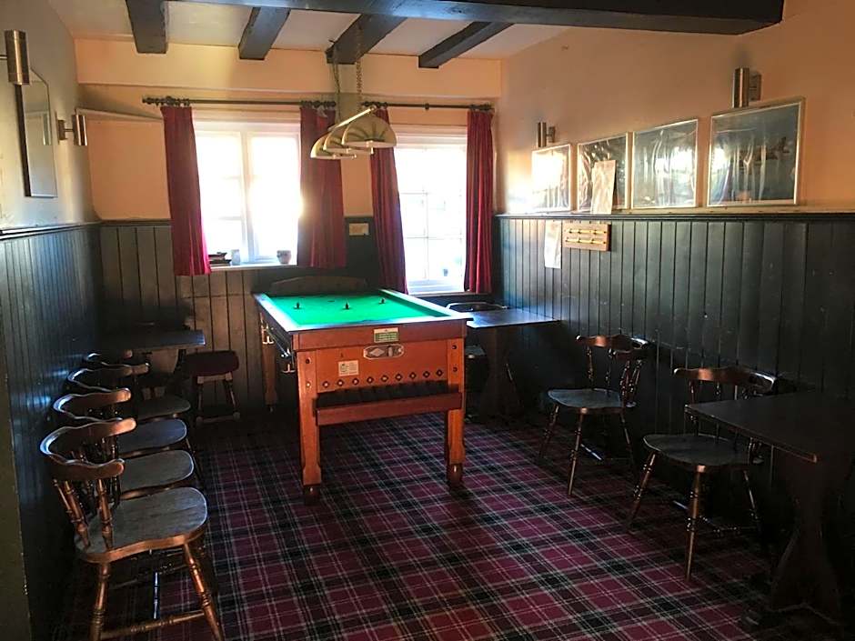 The White Hart pub and rooms