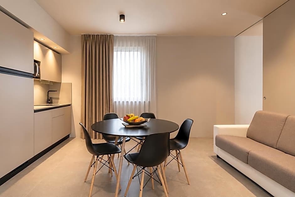 Amare Suite & Apartments