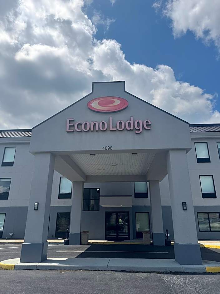 Photo 1 of 12 of Econo Lodge Hopewell Near Fort Lee I-295