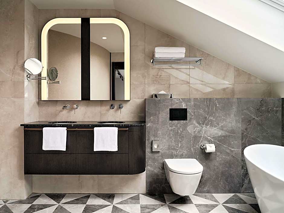 Crown Krakow - Handwritten Collection