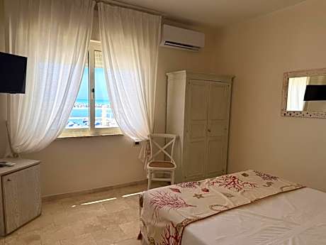 Queen Room with Sea View