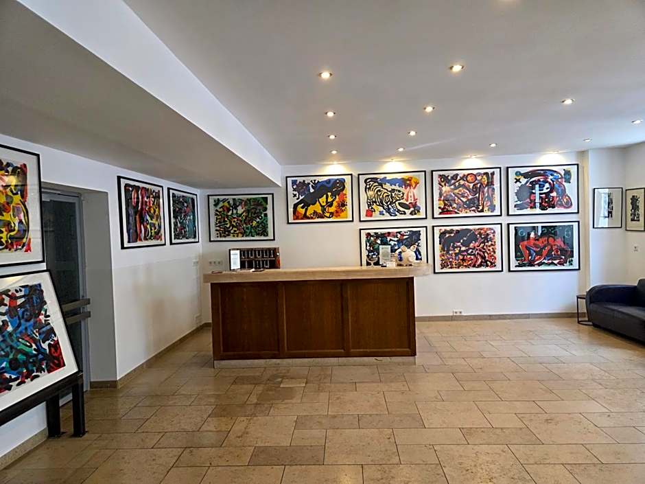 Hotel Garni "Am Ellinger Tor"