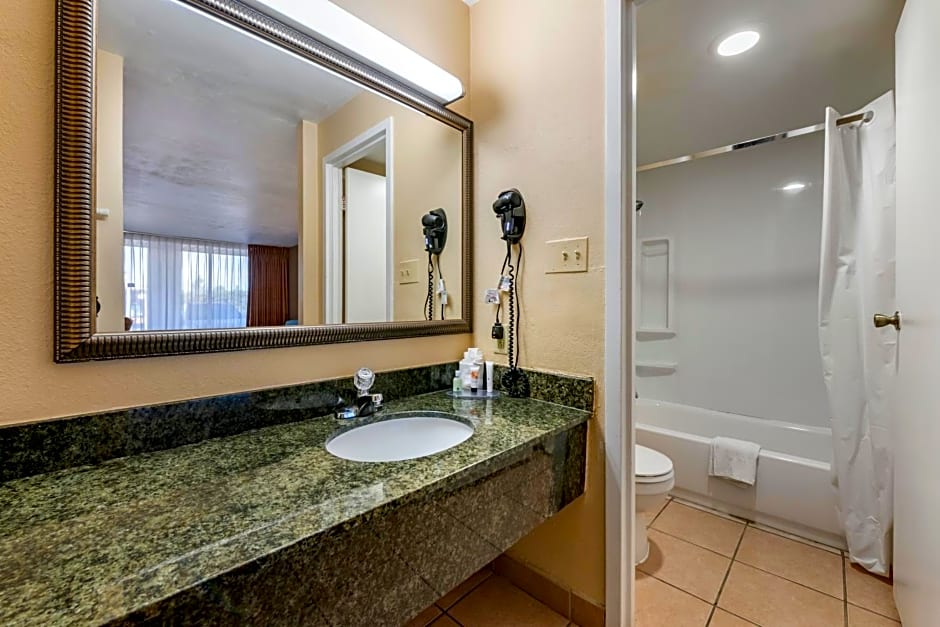 Quality Inn Kennedy Space Center