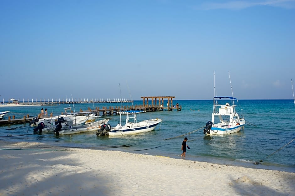 Playa Palms Beach Hotel