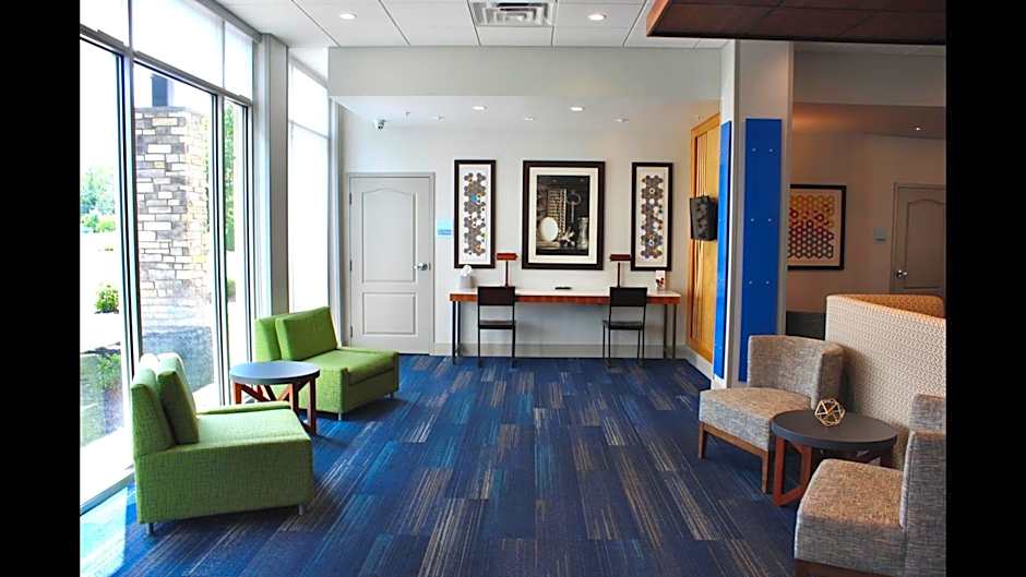 Holiday Inn Express Amherst - Lockport by IHG