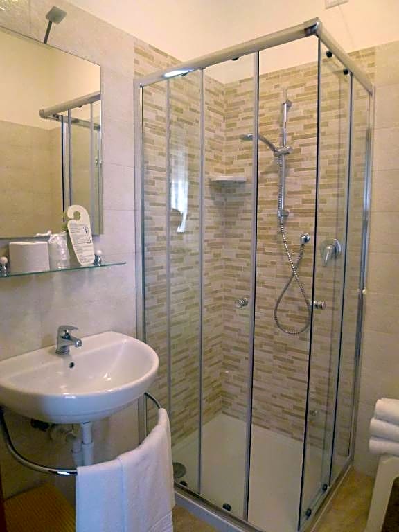 Hotel Trovatore