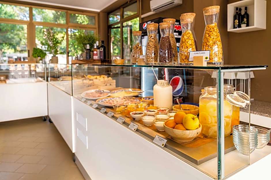 Club del Sole Viareggio Family Collection