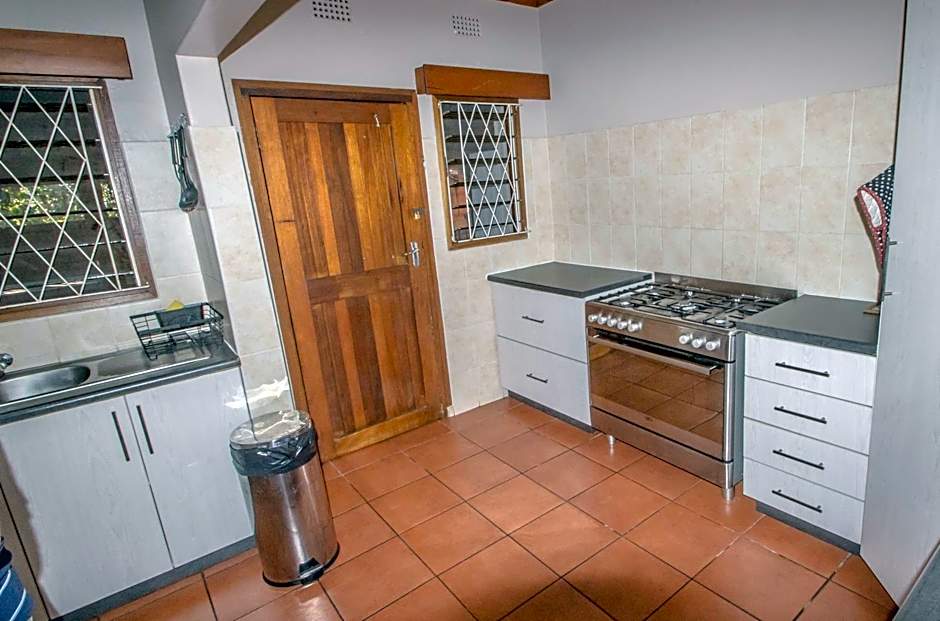 Fishermans Flat and House