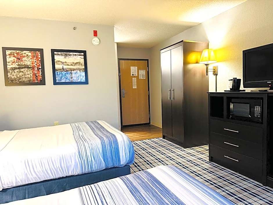 AmericInn by Wyndham Ames