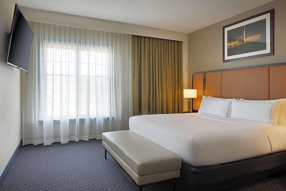 DoubleTree By Hilton Guest Suites Lexington