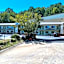 Quality Inn Clinton North