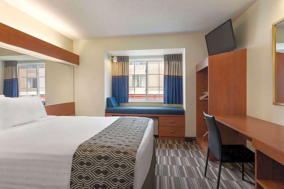 Microtel Inn & Suites by Wyndham Inver Grove Heights/Minne