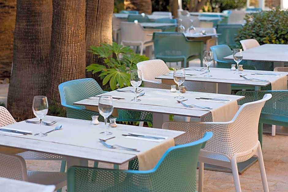 Valentin Somni Hotel & Suites