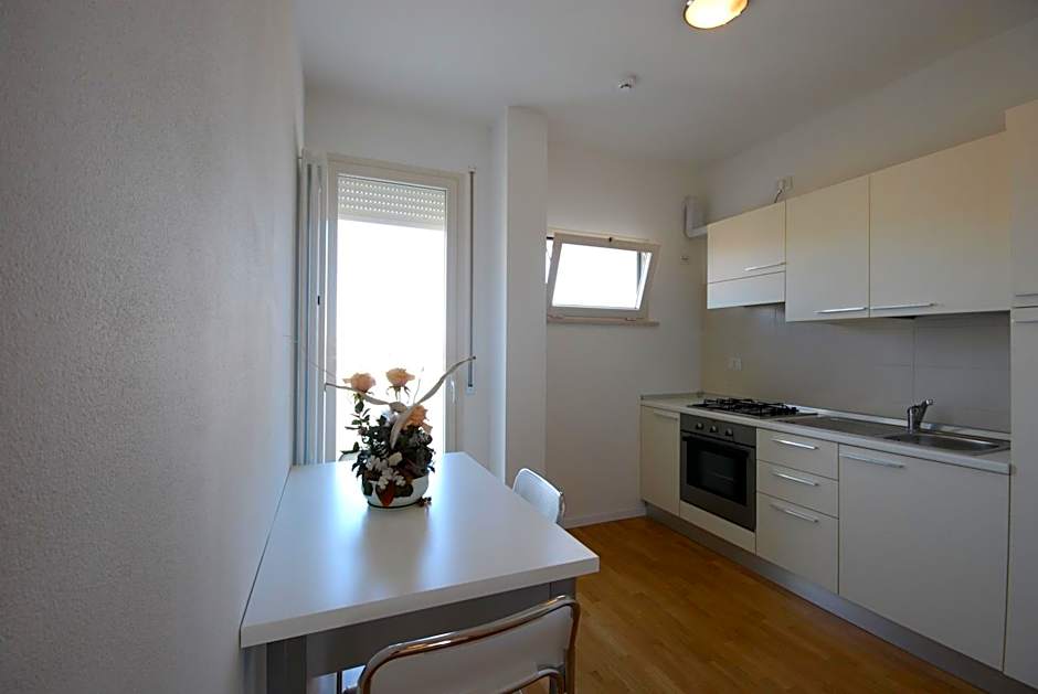 Hotel Figaro & Apartments