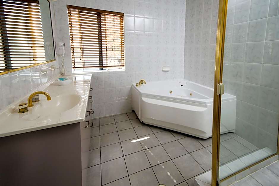 The Beach Motel Hervey Bay