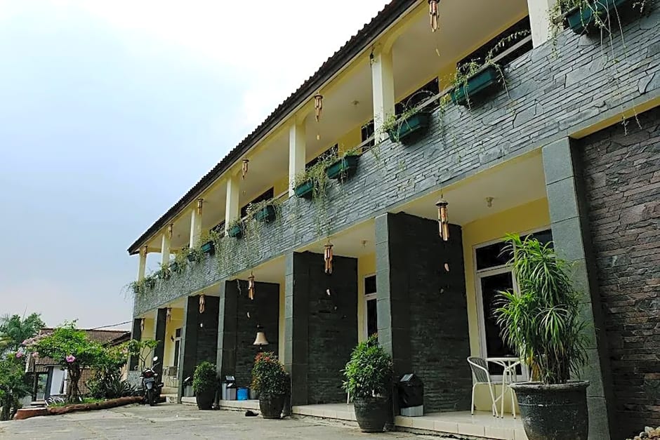Hotel Pesona Ciwidey by ZUZU