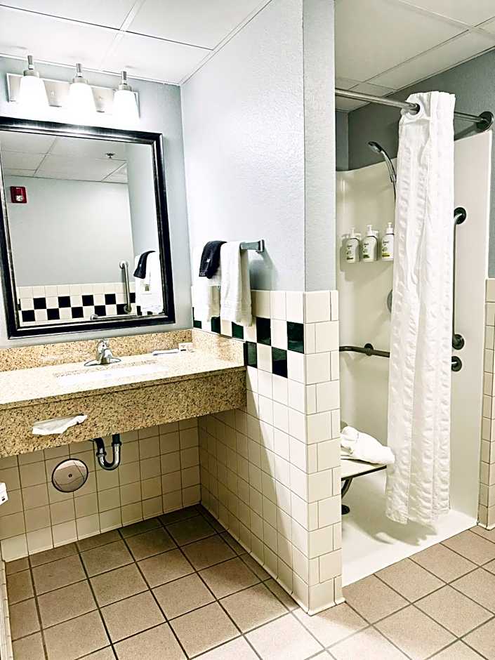 AmericInn by Wyndham Stillwater