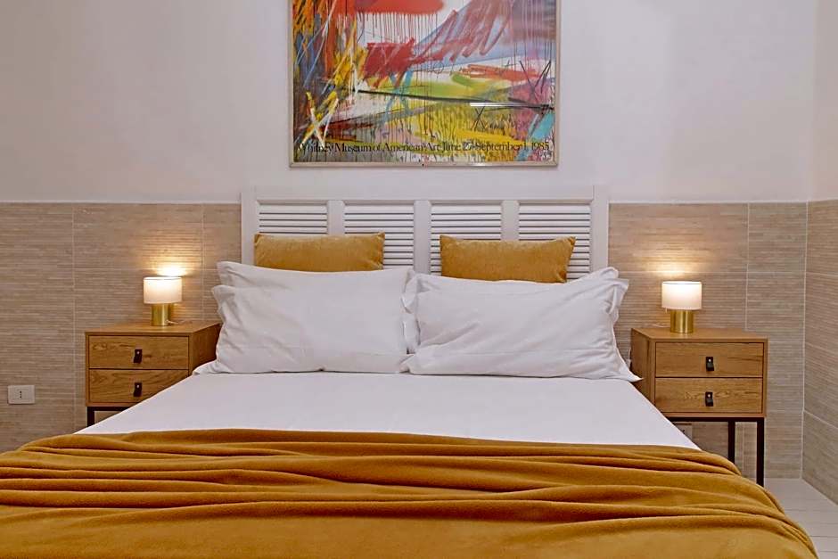 Opera Inn Suites - Rooms and Apartments