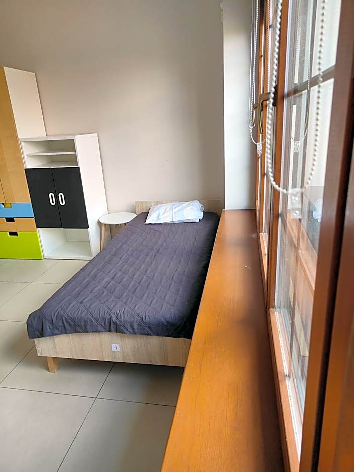 Villa Krasnowolska Airport