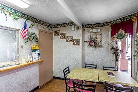 Rodeway Inn