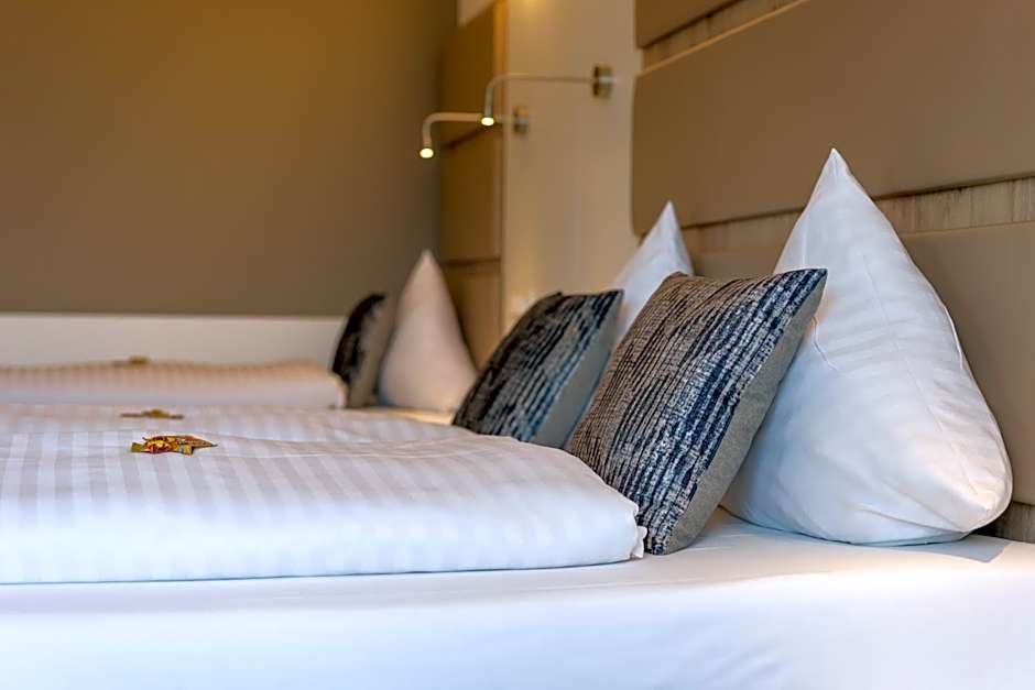 Confour Hotel