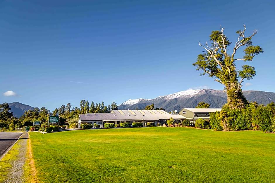 ASURE Aspiring Court Motel