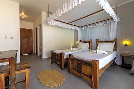 Double or Twin Room with Pool View