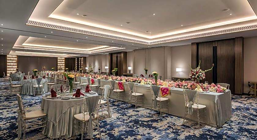 Radisson Blu Hotel & Spa, Nashik