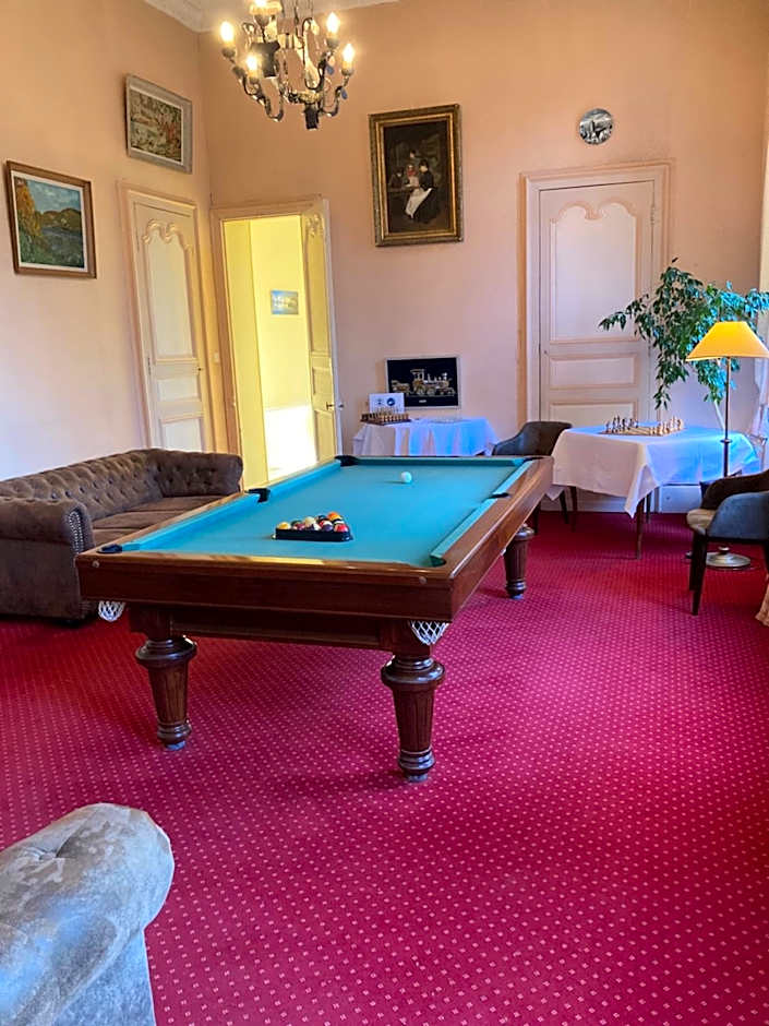 Chateau Du Landin