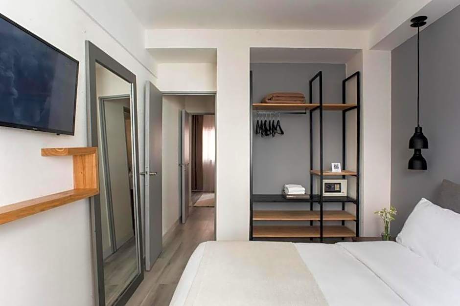 Rochester Hotel Classic