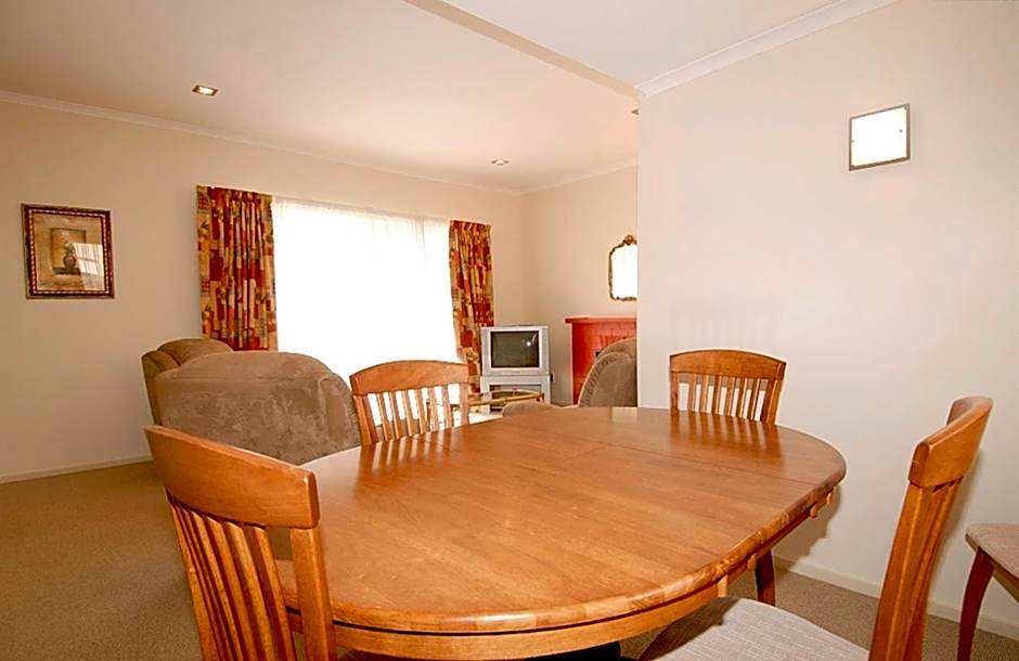 Marineland Beachfront Accommodation