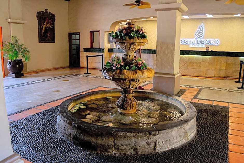 Costa de Oro Beach Hotel