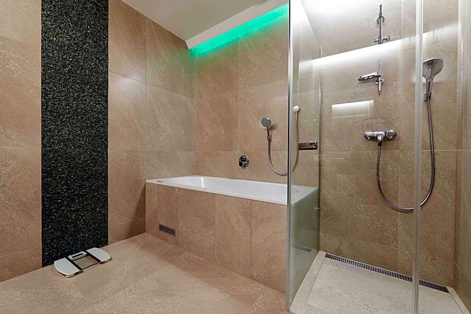 HiLight Suites Hotel