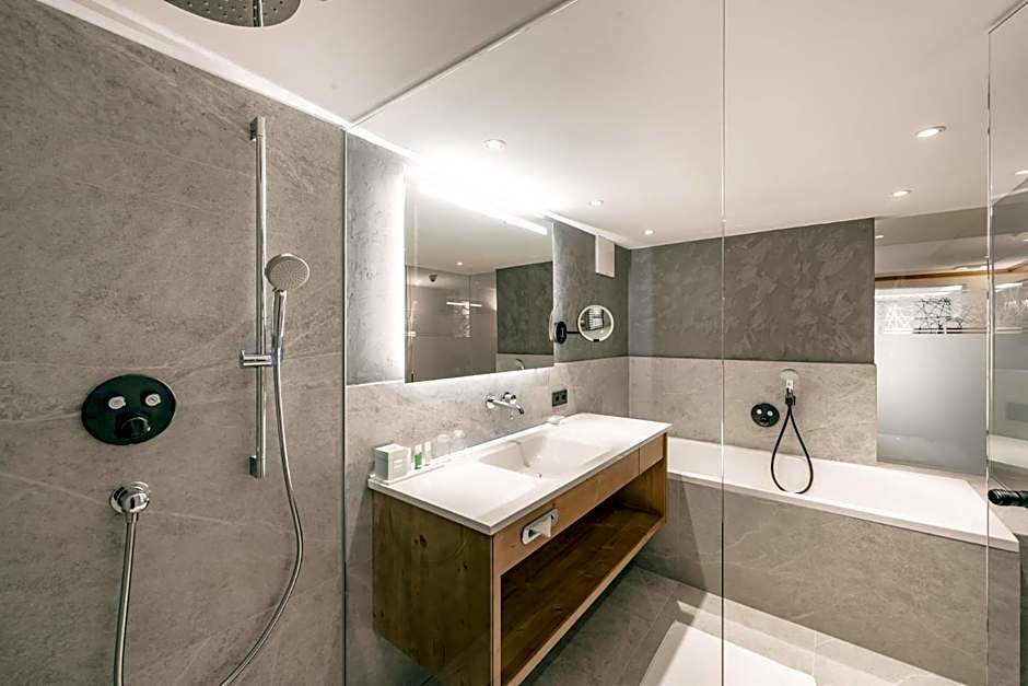 Gourmet & Wine Hotel Austria - 4 Sterne superior - Ski In Ski Out