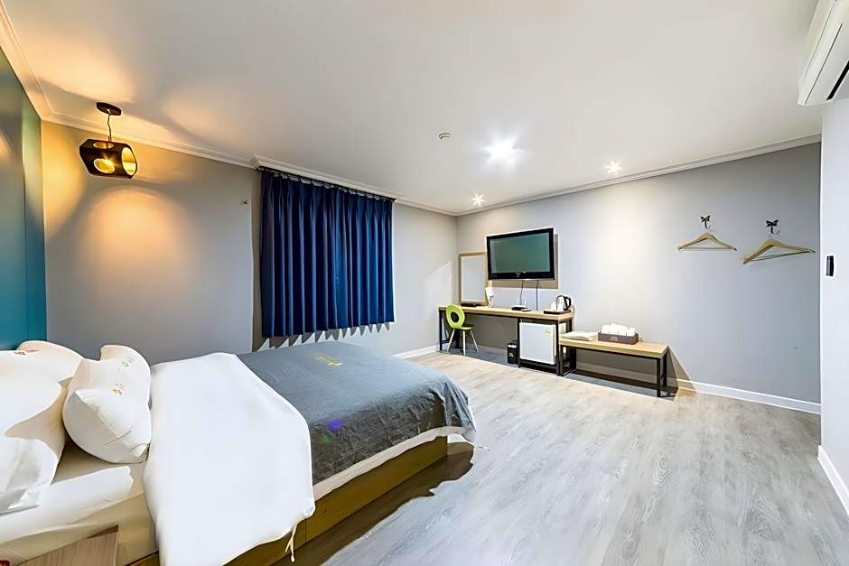 Ost Hotel