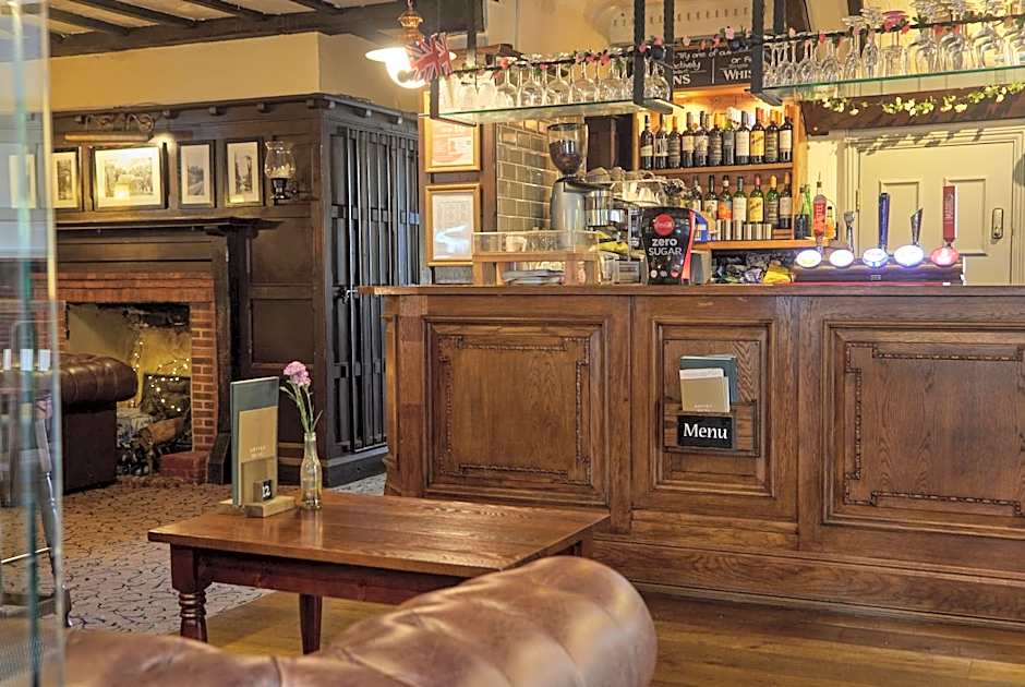 Chequers Inn by Greene King Inns