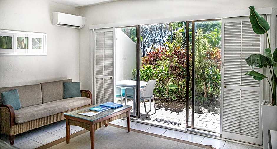 Beachfront Terraces with Onsite Reception & Check In