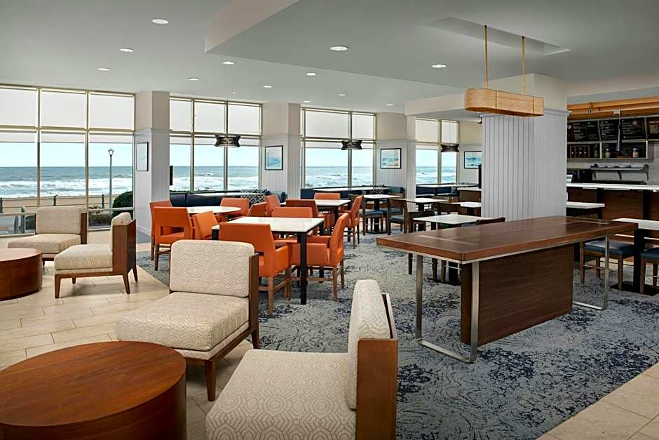 Courtyard by Marriott Virginia Beach Oceanfront/North 37th Street