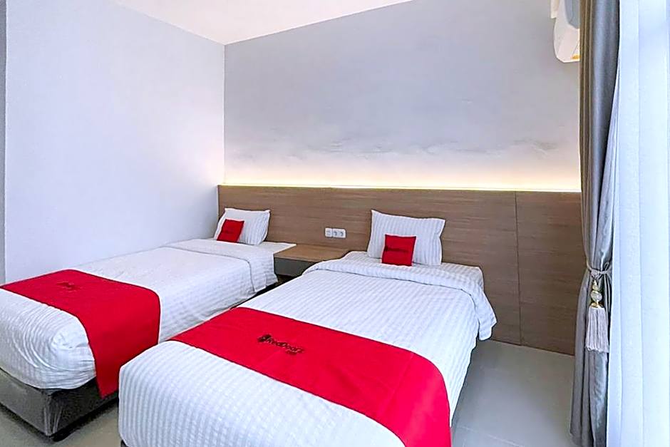 RedDoorz Syariah near Taman Kopi Gayo