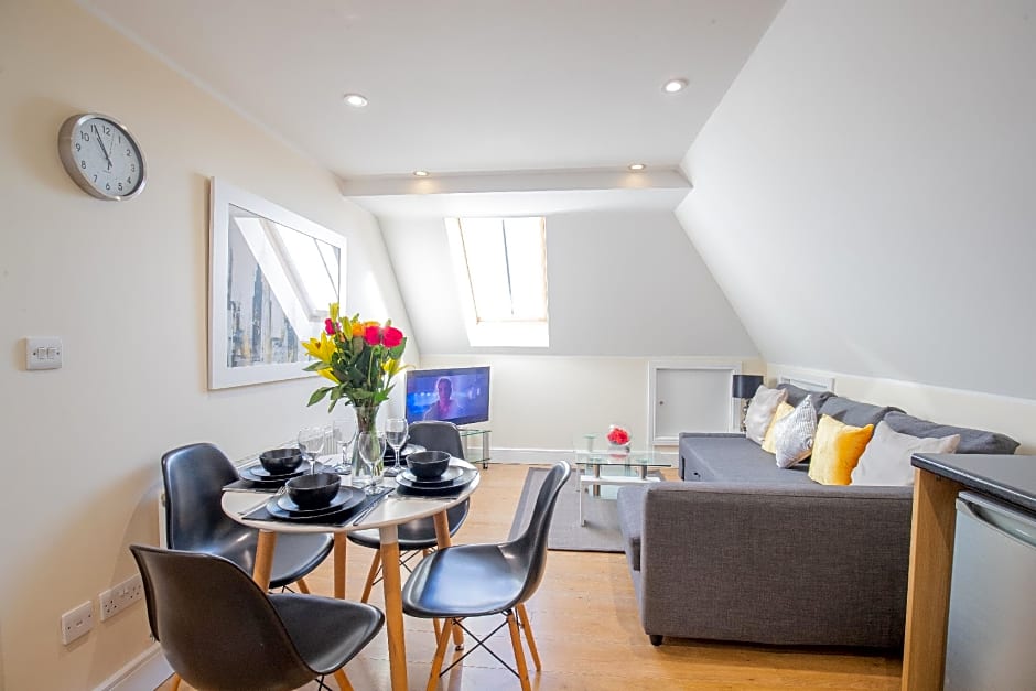 Velvet 2-bedroom apartment Clock House - Hoddesdon