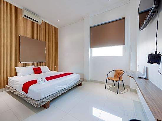 Florent Guest House