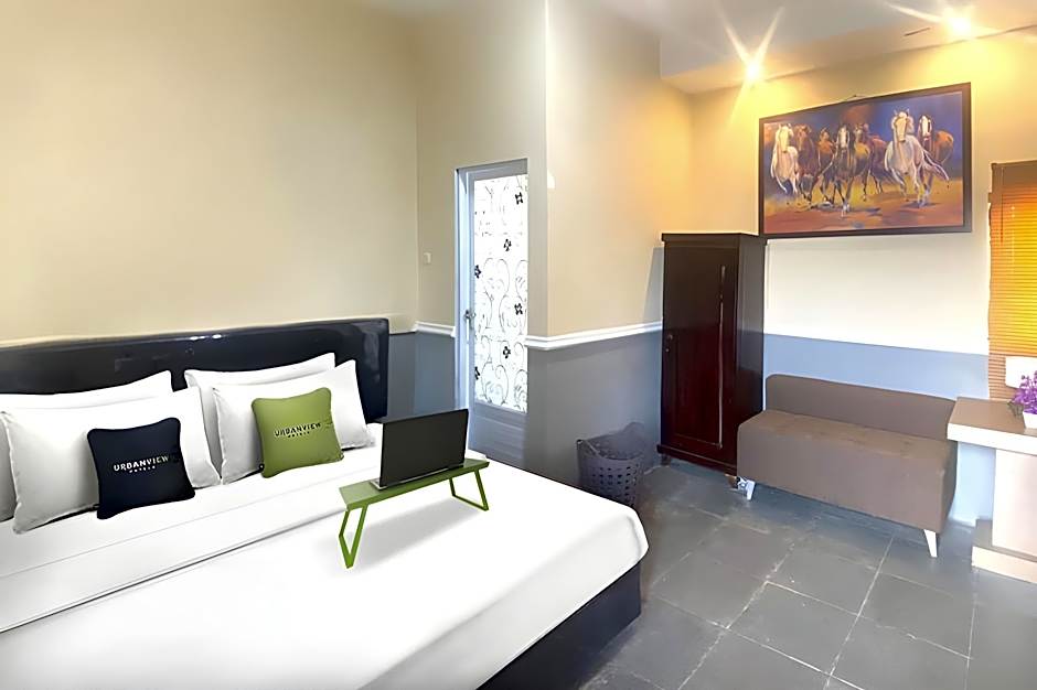 Urbanview Hotel Syariah House of Tuwuh by RedDoorz