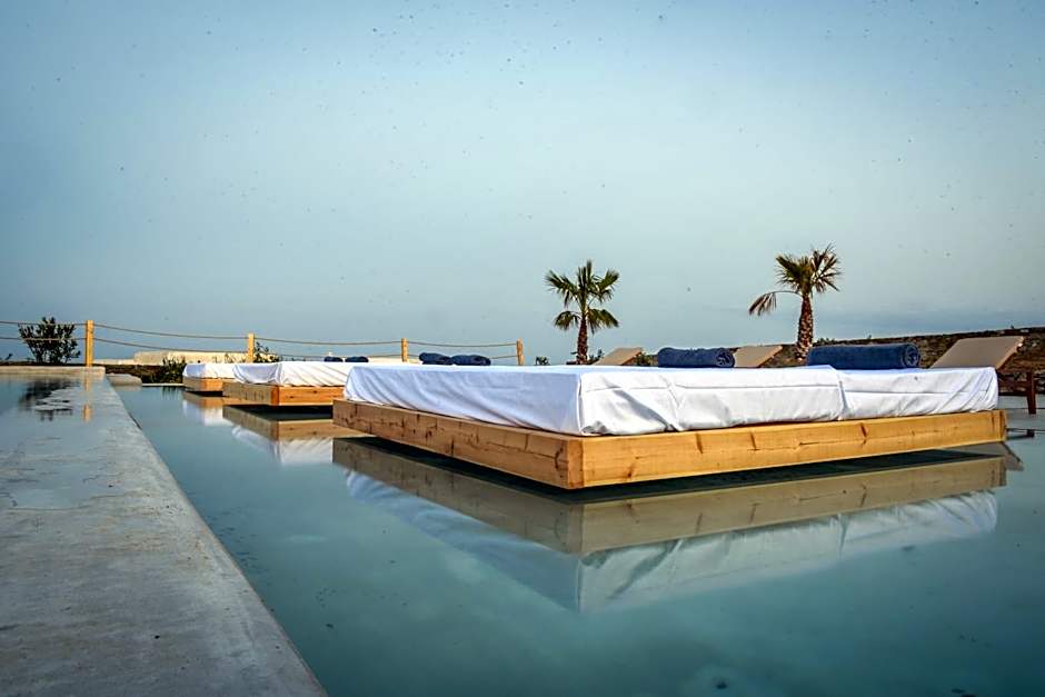 Myconian Crown Suites