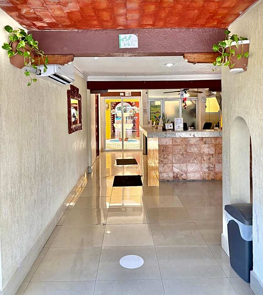 Suites Cancun Center